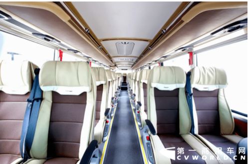 打造 網(wǎng)紅 車型 福田歐輝發(fā)布智能化城間客車