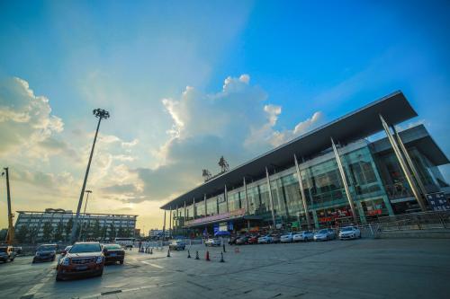 成都的城北客運站離成都火車北站有多遠