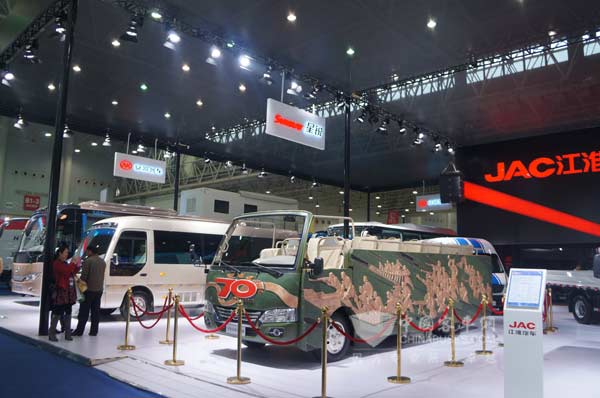 安凱精品組團出擊武漢車展 客車新聞